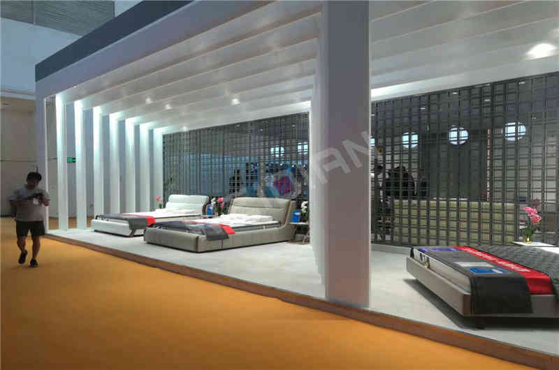 廣州展覽設(shè)計(jì)公司助力宏益床墊廣州家具家居展展臺(tái)設(shè)計(jì)搭建